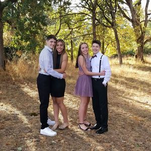 Meet your Posher, Harvey